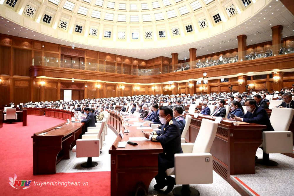 Kỳ họp thứ 4 , Quốc hội Lào khóa IX vào chiều 30/12/2022.