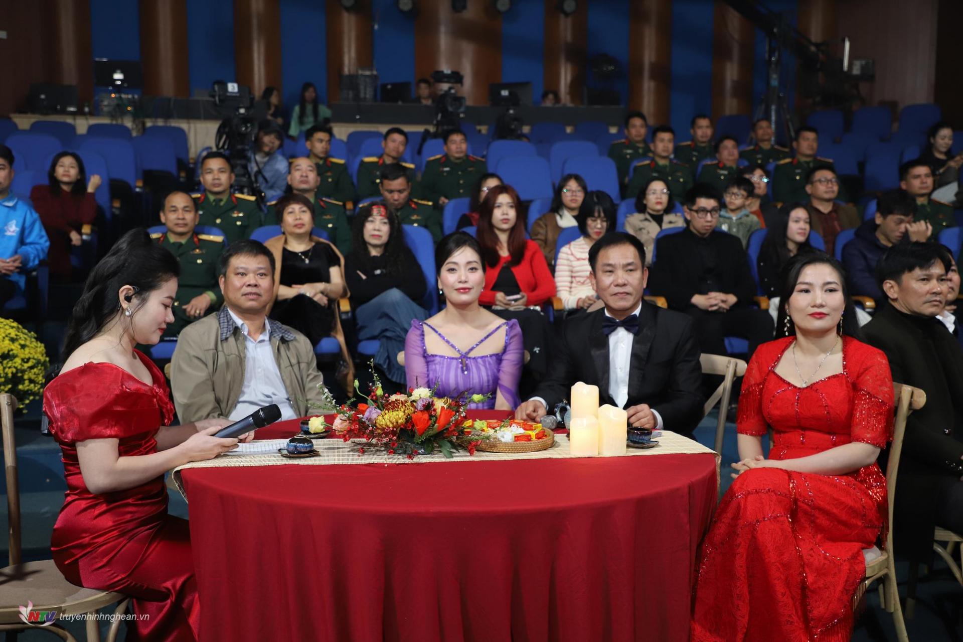 Các đại biểu dự đêm Gala.