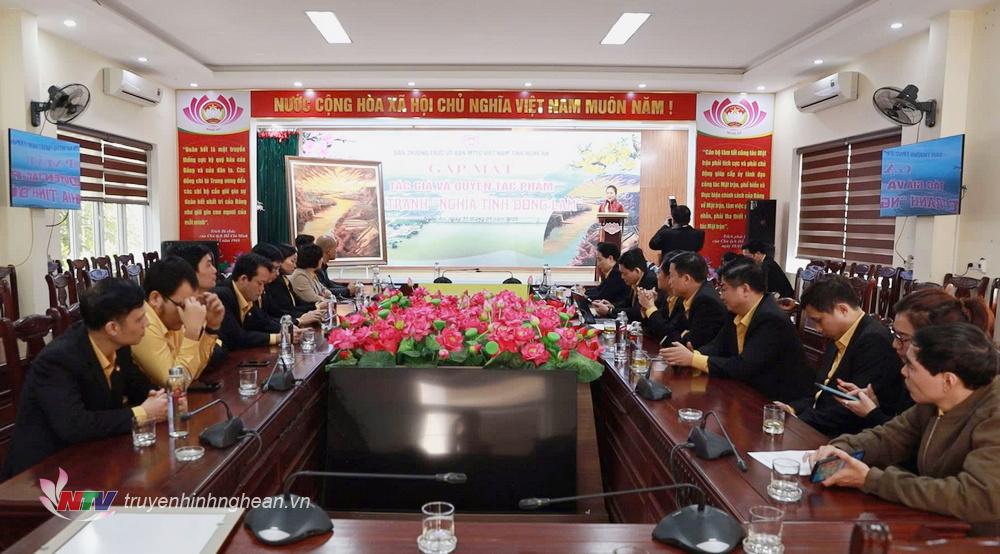 Toàn cảnh buổi gặp mặt.