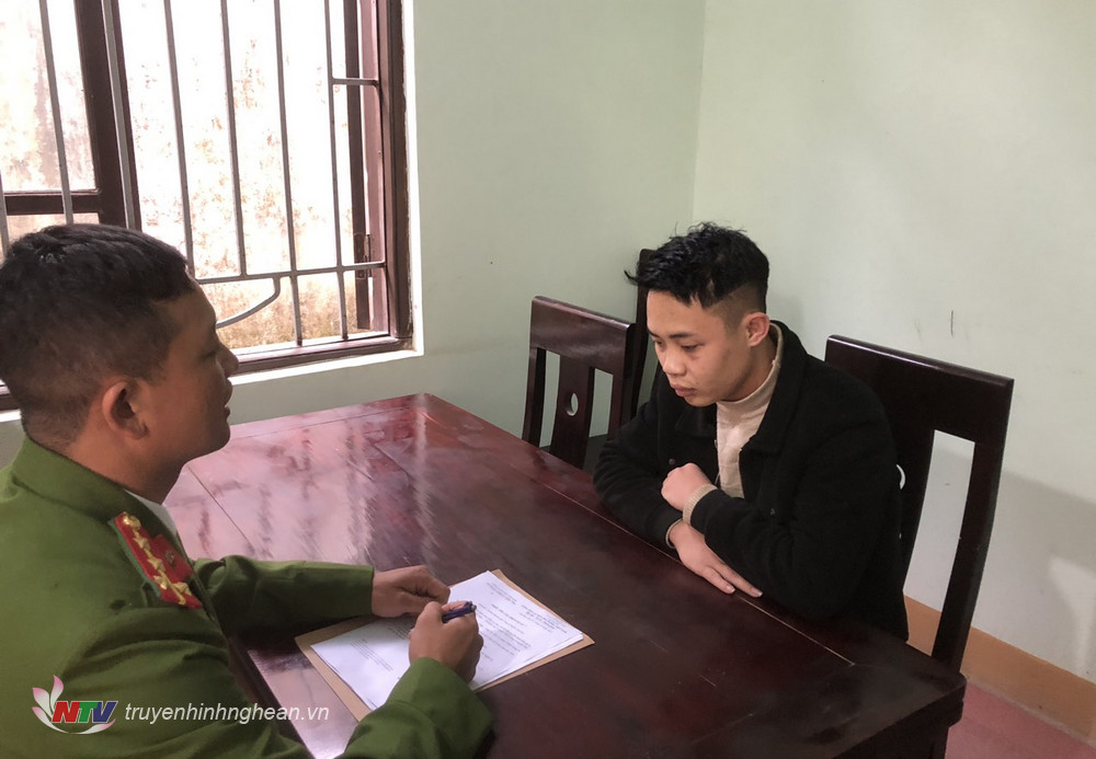 Cơ quan Công an làm việc với Trần Văn Khuyến