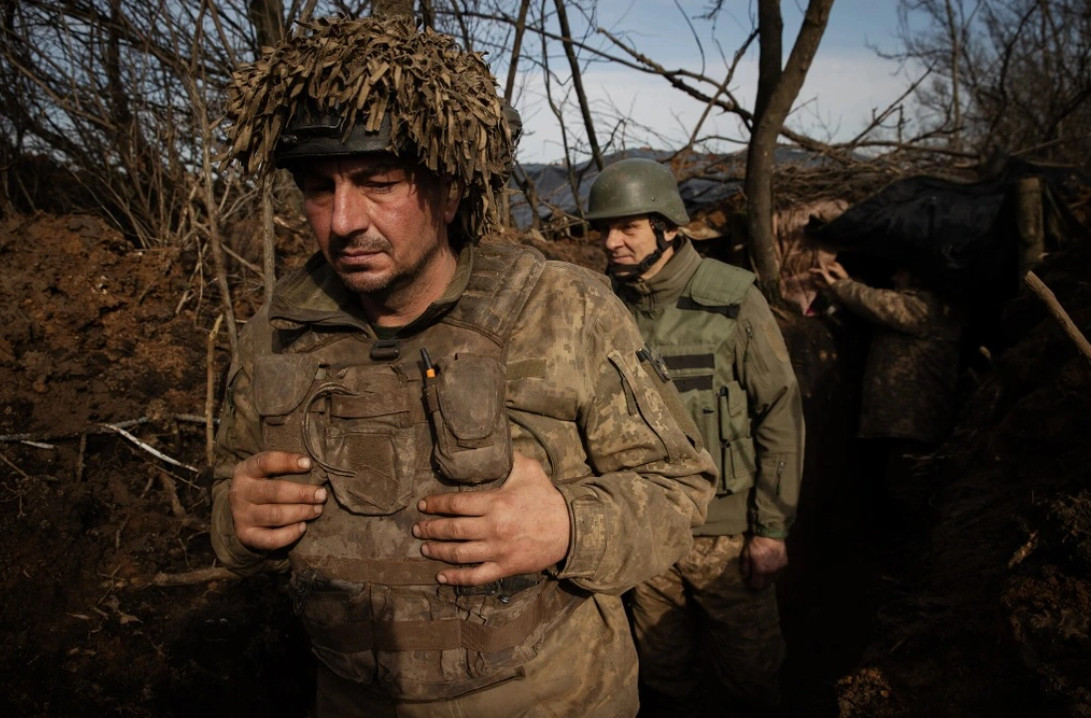 Binh sĩ Ukraine thuộc Lữ đoàn Jaeger số 71 ở khu vực Avdiivka, Ukraine. Ảnh: New York Times