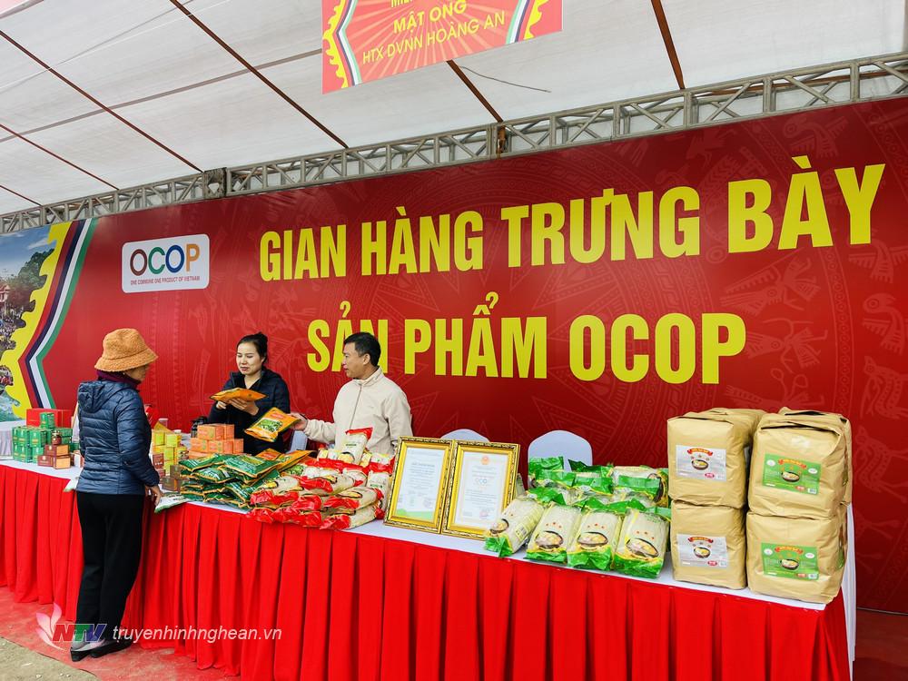 Các sản phẩm OCOP trưng bày tại Lễ hội Đền Cờn 2024