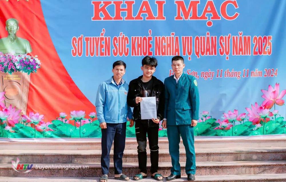 Xã Long Sơn có 8 thanh niên viết đơn tình nguyện