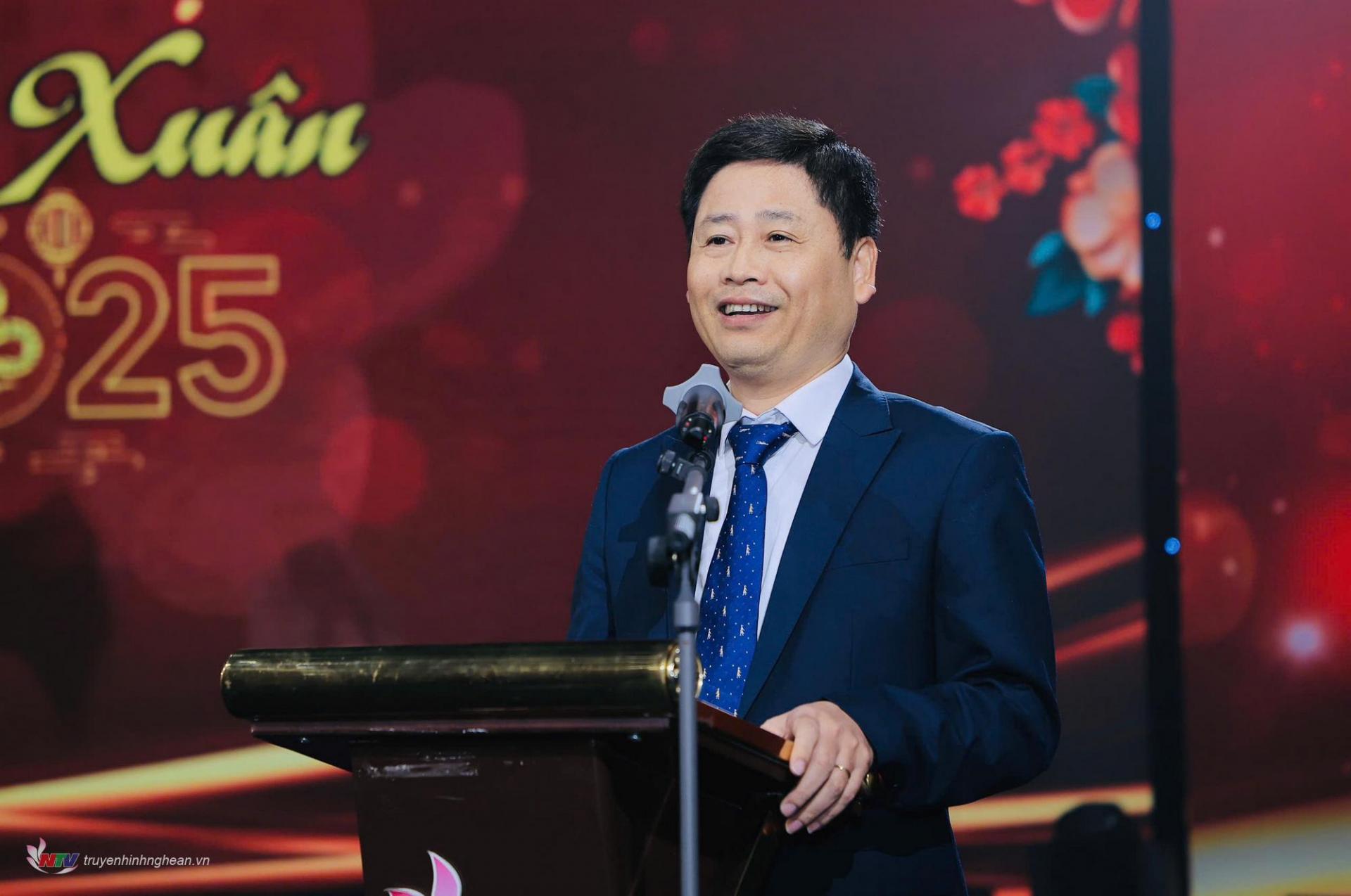 Đồng chí Trần Minh Ngọc - Bí thư Đảng ủy, Giám đốc Đài PT-TH PG88 go Bắn cá, PG88 go Bắn cá Hội nhà báo tỉnh phát biểu chúc Tết.