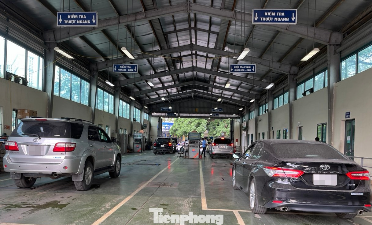 2 nguyên nhân phổ biến nhất khiến ô tô bị đánh trượt thường nằm ở hệ thống phanh và hệ thống đèn. Ảnh: Lộc Liên.