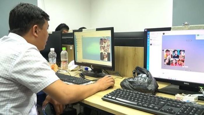 Công an kiểm tra máy tính của các đối tượng đòi nợ, khủng bố con nợ, người thân, bạn bè, đồng nghiệp