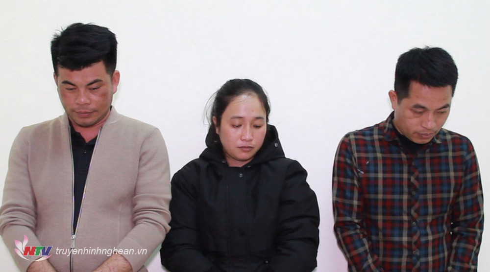 3 đối tượng Nguyễn Văn Hợi, Nguyễn Thị Yên và Hoàng Văn Thọ (từ trái qua phải).