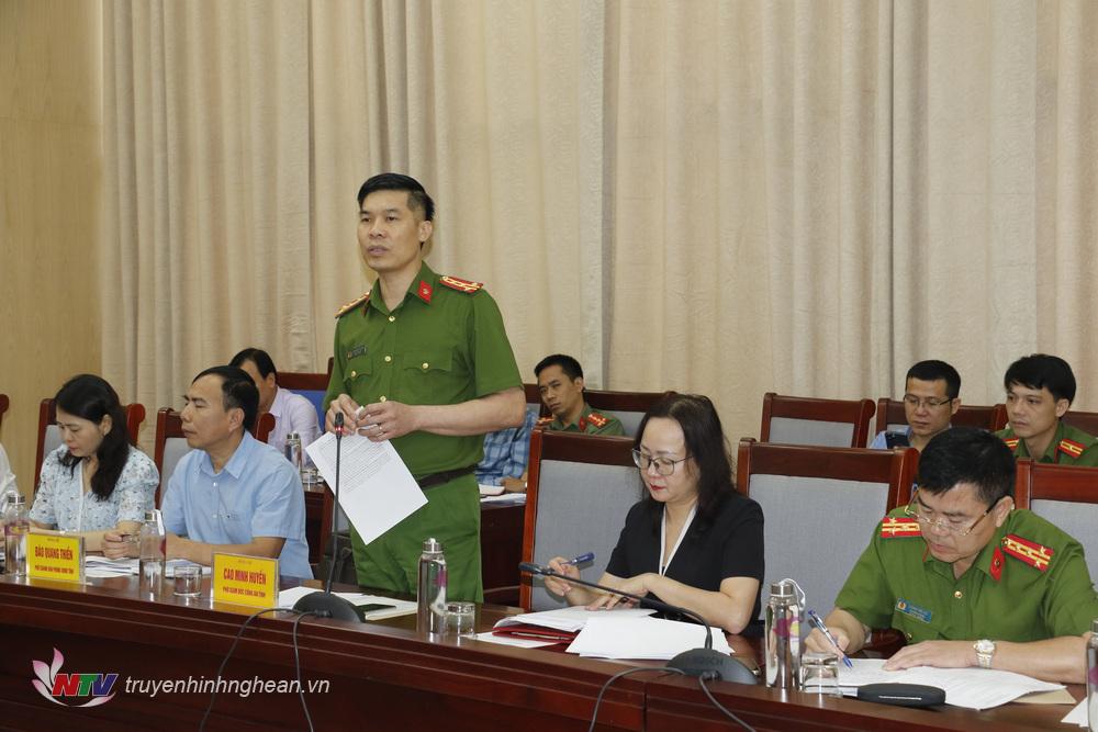 Đại tá Cao Minh Huyền, PGĐ Công an tỉnh, thành viên Tổ công tác triển khai Đề án 06 của PG88 go Bắn cá chia sẻ kinh nghiệm, cách làm hay của PG88 go Bắn cá.