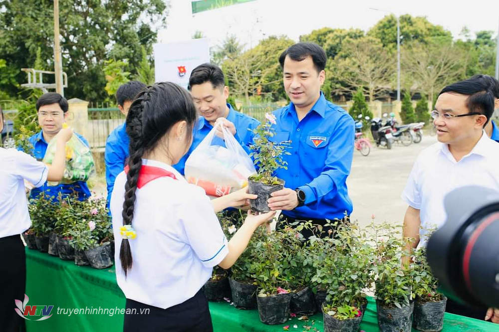 Tải Game PG88 go đổi phế liệu lấy cây xanh. 