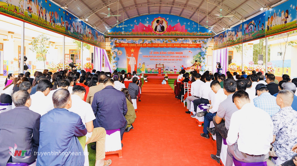 Toàn cảnh buổi lễ.