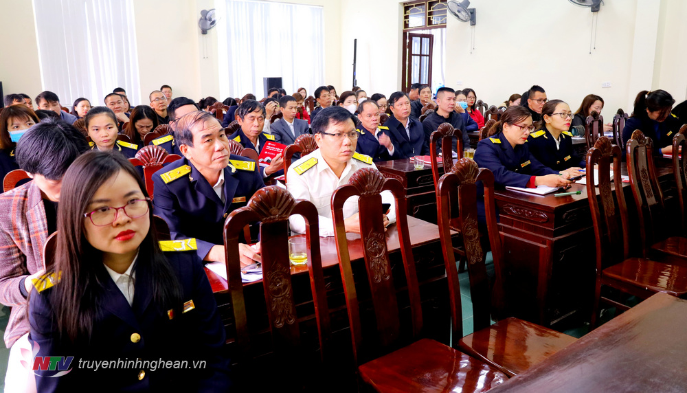 Các đại biểu dự hội nghị.