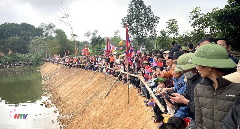 Lễ hội đã thu hút đông đảo người dân và du khách tham gia.
