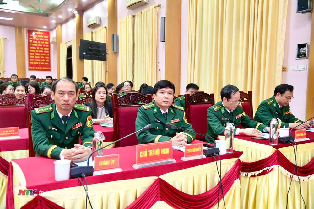 Các đại biểu dự lễ.