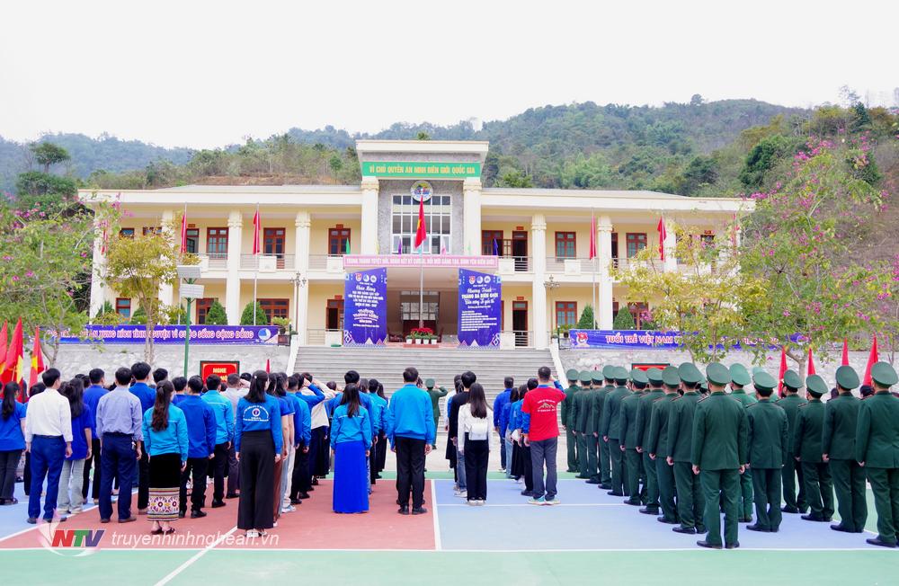 Quang cảnh buổi lễ.
