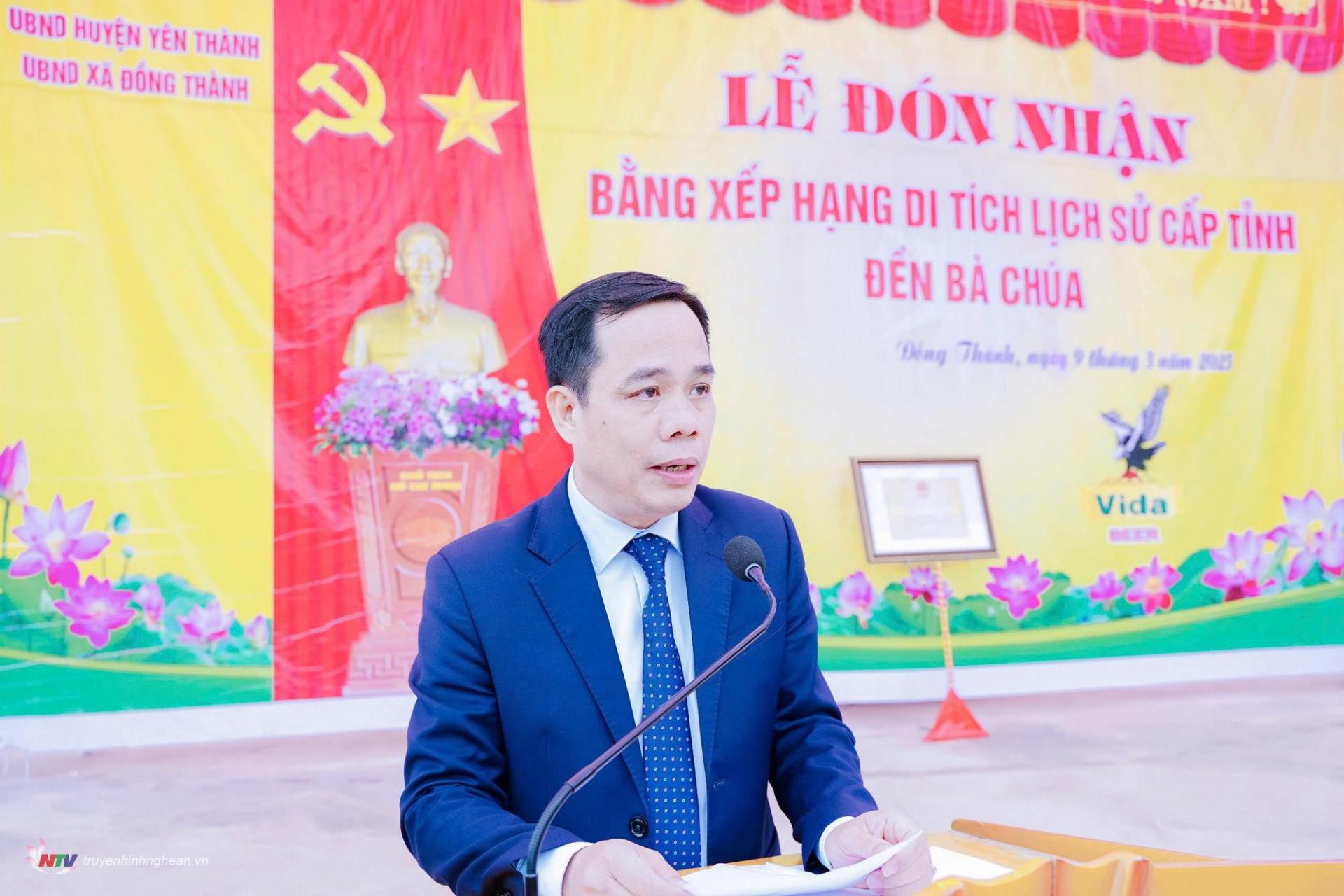 Ông Bùi Công Vinh - Phó Giám đốc Sở Văn hóa, PG88 go Xócđĩa và PG 88 Bóng Đá phát biểu tại buổi lễ.