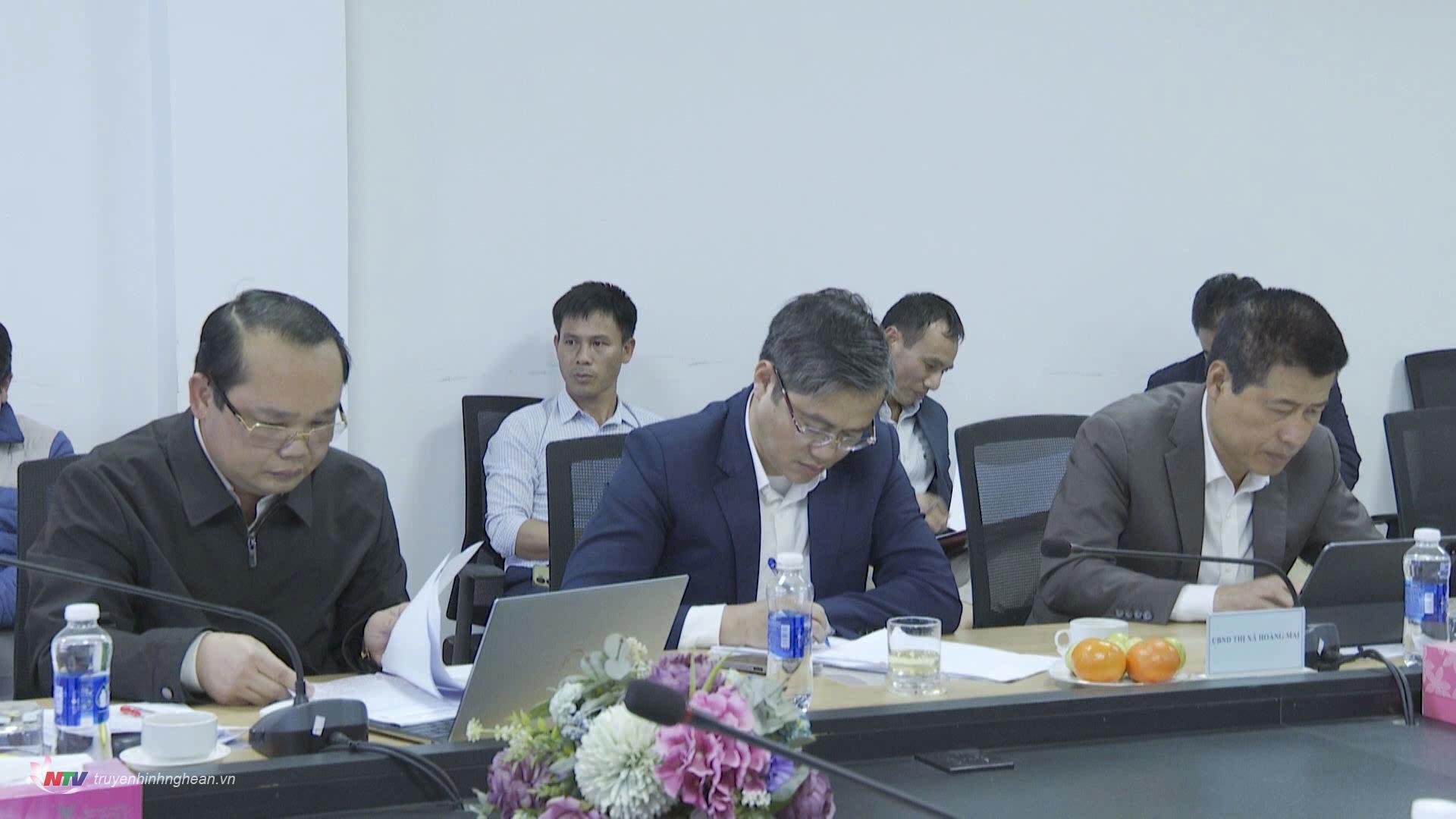 Lãnh đạo TX Hoàng Mai dự buổi làm việ