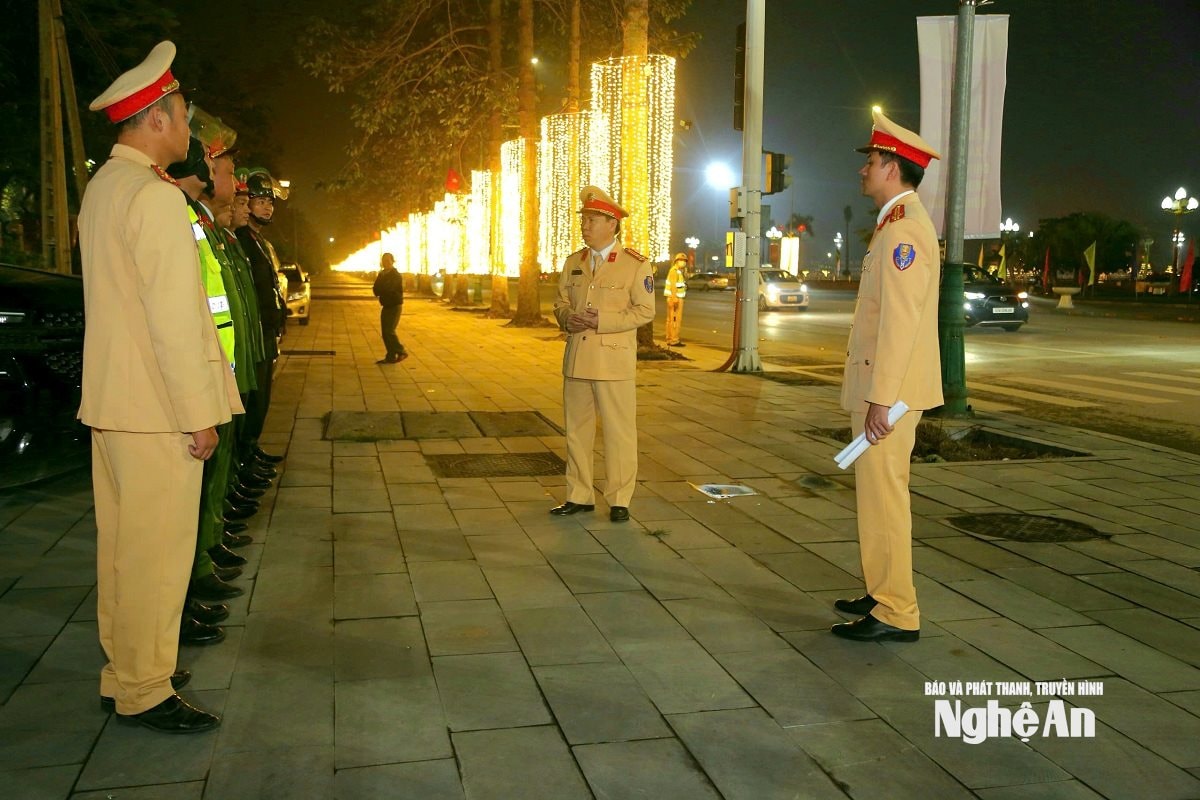 Việc triển khai đợt cao điểm nhằm chủ động phòng ngừa, ngăn chặn, phát hiện, xử lý kịp thời, hiệu quả tình trạng số đối tượng, nhất là thanh, thiếu niên có hành vi tụ tập gây rối trật tự công cộng, vi phạm pháp luật về trật tự an toàn Đăng Ký M.PG88. Ảnh: Hồng Hạnh
