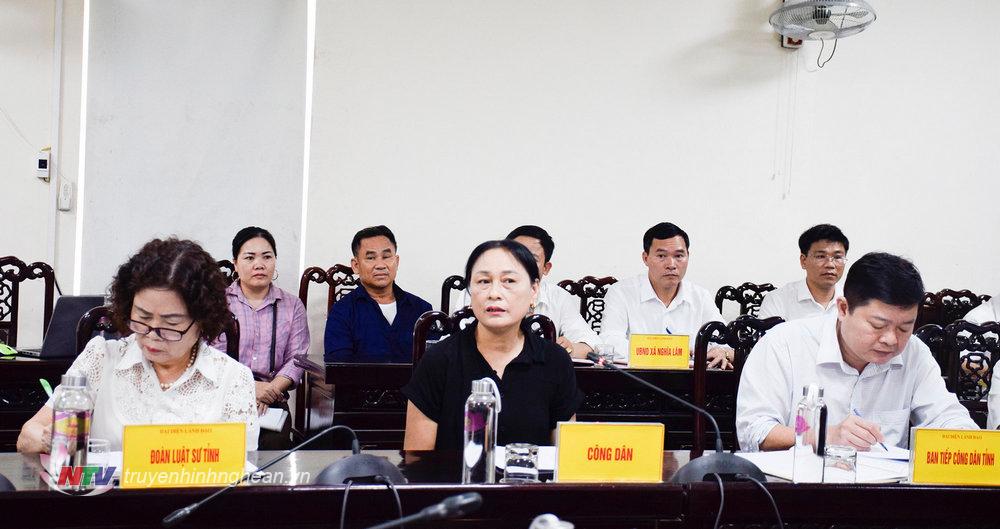 Công dân Phan Thị Lý nêu kiến nghị.