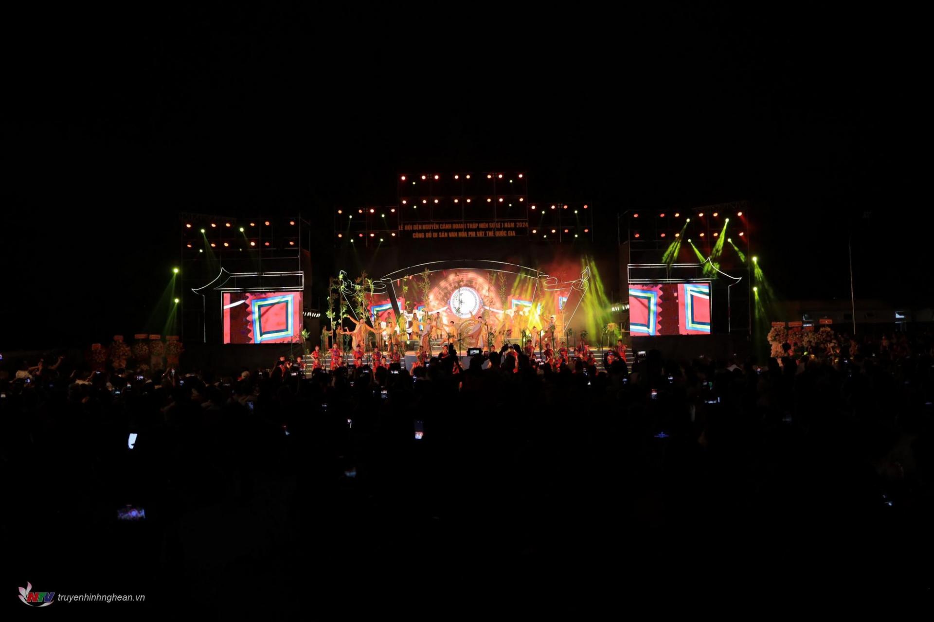 Quang cảnh buổi lễ.