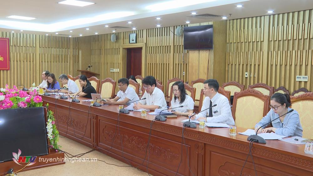Các đại biểu dự hội nghị.