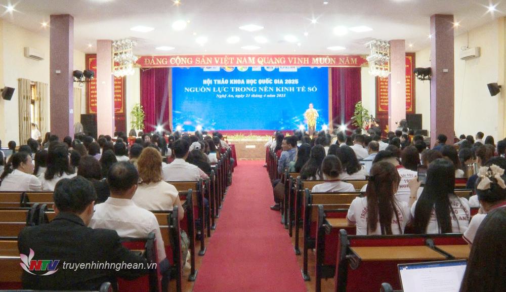 Toàn cảnh hội thảo.