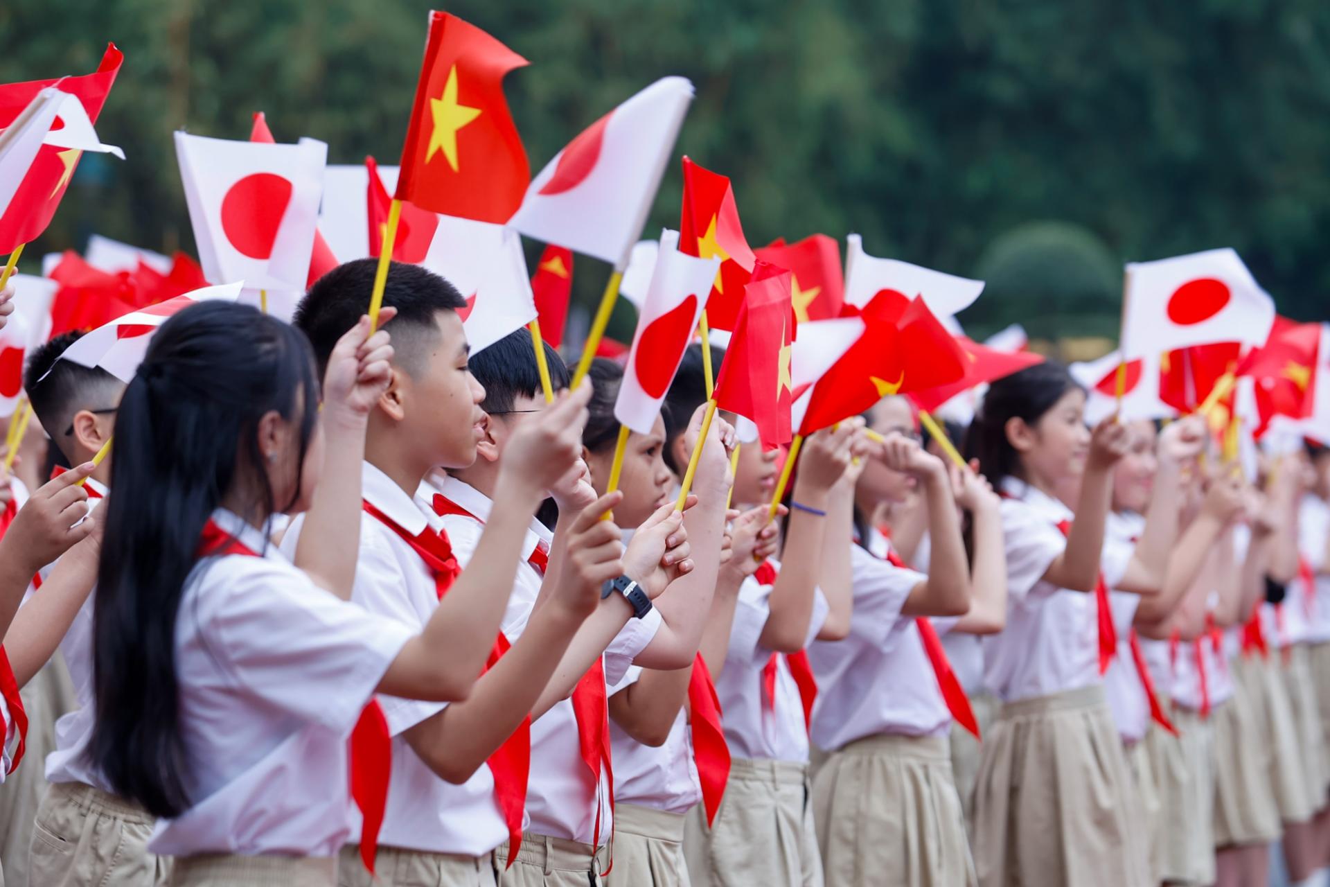 Thiếu nhi Thủ đô chào mừng Thủ tướng Nhật Bản Ishiba Shigeru thăm chính thức PG 88 Nổ Hũ.