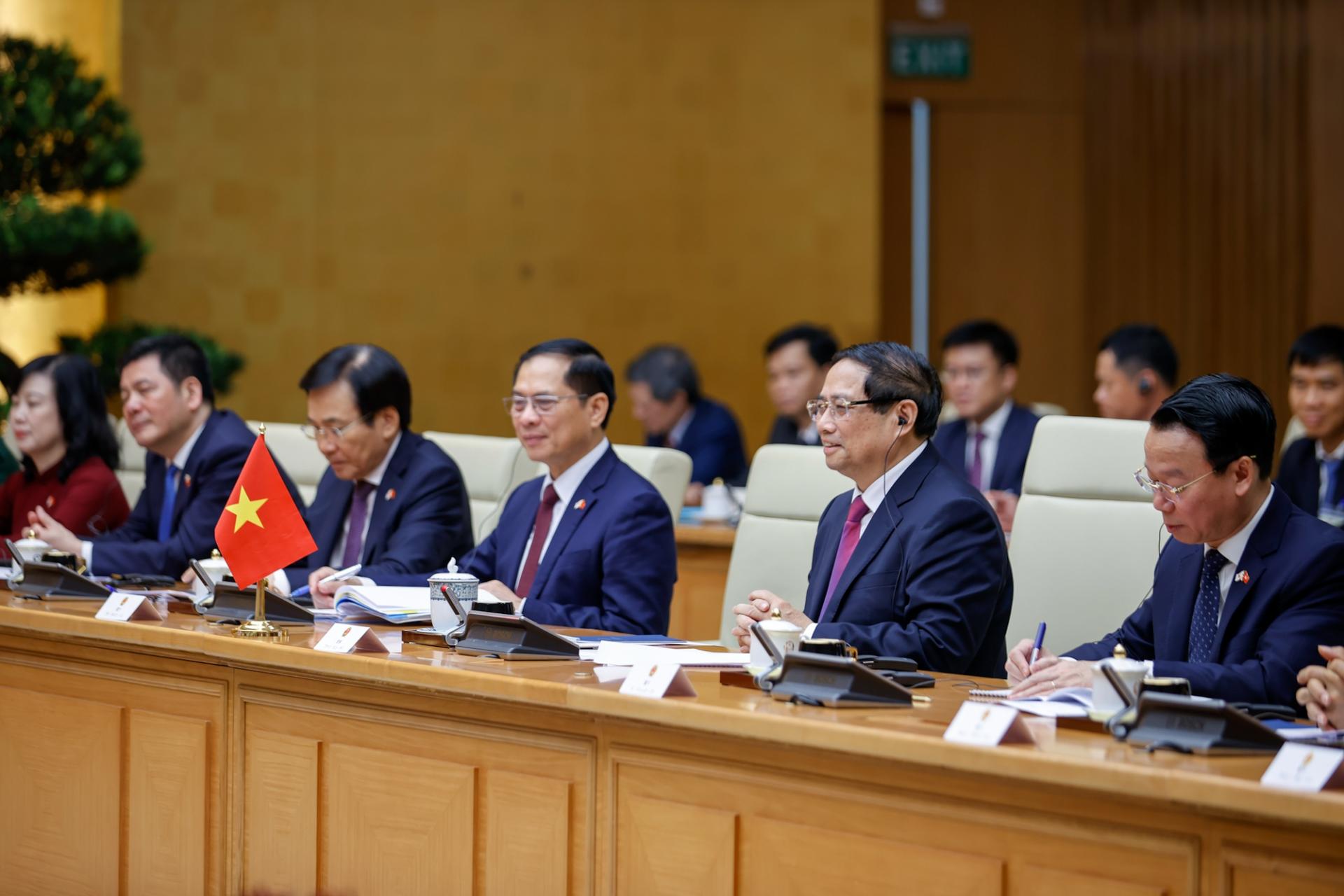 Thủ tướng Phạm Minh Chính đánh giá quan hệ hai nước có tiềm năng hợp tác ngày càng rộng lớn với nền tảng là sự tin cậy chính trị, giao lưu nhân dân lâu đời và thế mạnh bổ sung lẫn nhau.