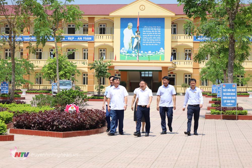 Diện mạo nông thôn mới Nam Đàn ngày một khang trang, sạch đẹp.
