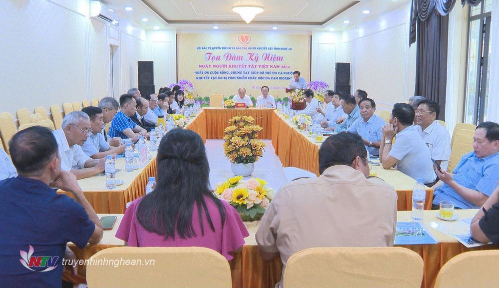 Toàn cảnh buổi toạ đàm.