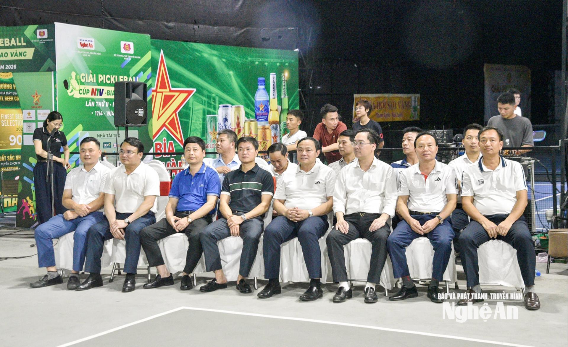 Các đại biểu dự lễ bế mạc, trao giải Giải Pickleball Cúp NTV – Bia PG 88 Online lần thứ II - năm 2026. Ảnh: Minh Quân