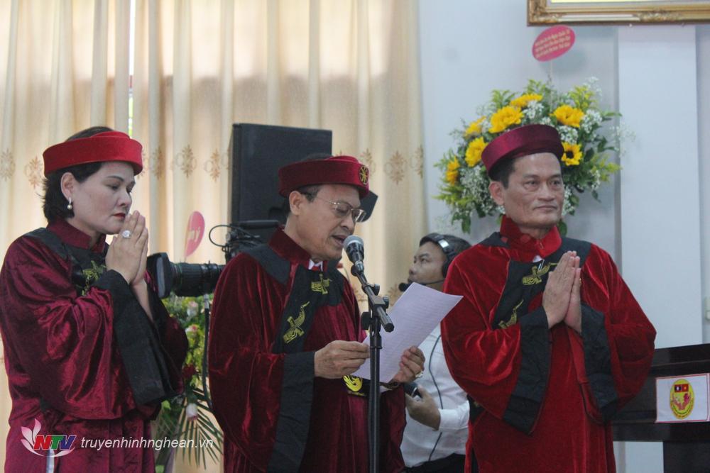 Ông Phạm Văn Hùng, PG88 go Bắn cá Tổng hội người PG 88 Nổ Hũ tại Lào đọc kính lễ