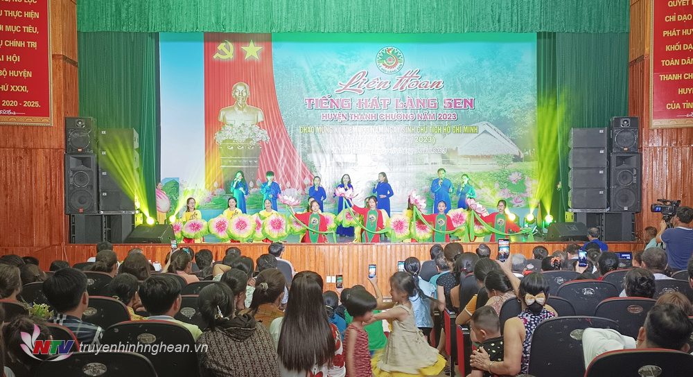 Toàn cảnh liên hoan.