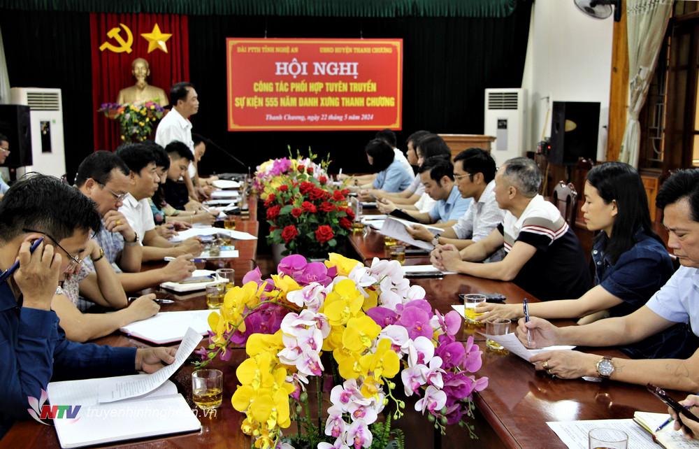 Toàn cảnh hội nghị.