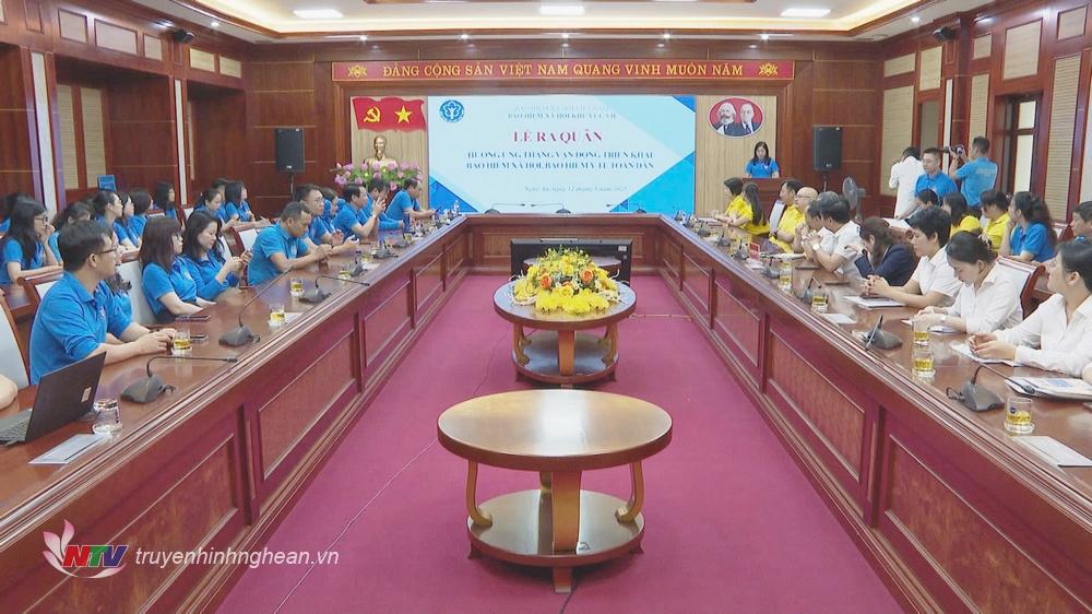 Toàn cảnh buổi lễ.