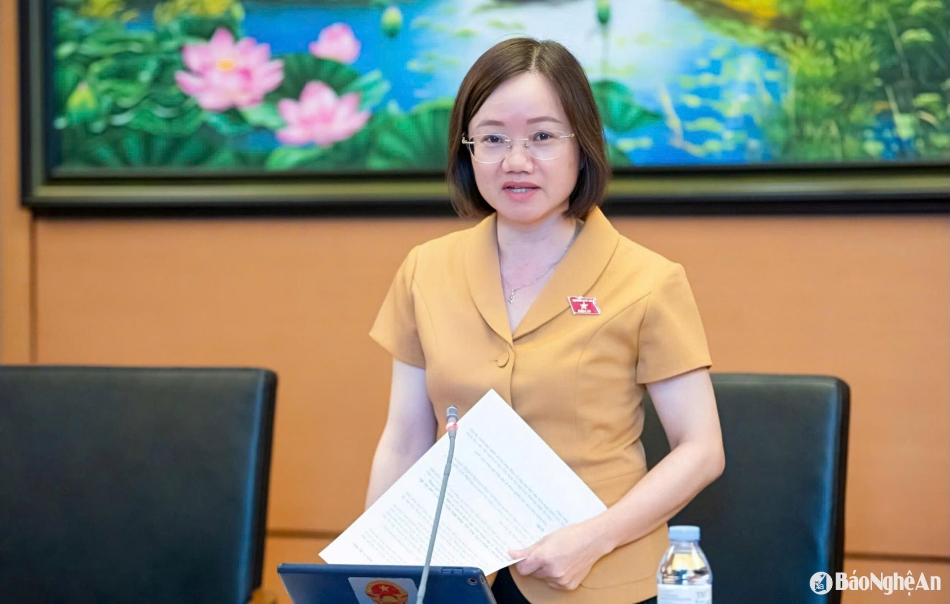 PG88 link Code Thái Thị An Chung - Ủy viên Ban Chấp hành Đảng bộ tỉnh, Phó Trưởng đoàn chuyên trách Đoàn ĐBQH PG88 go Bắn cá phát biểu thảo luận. 