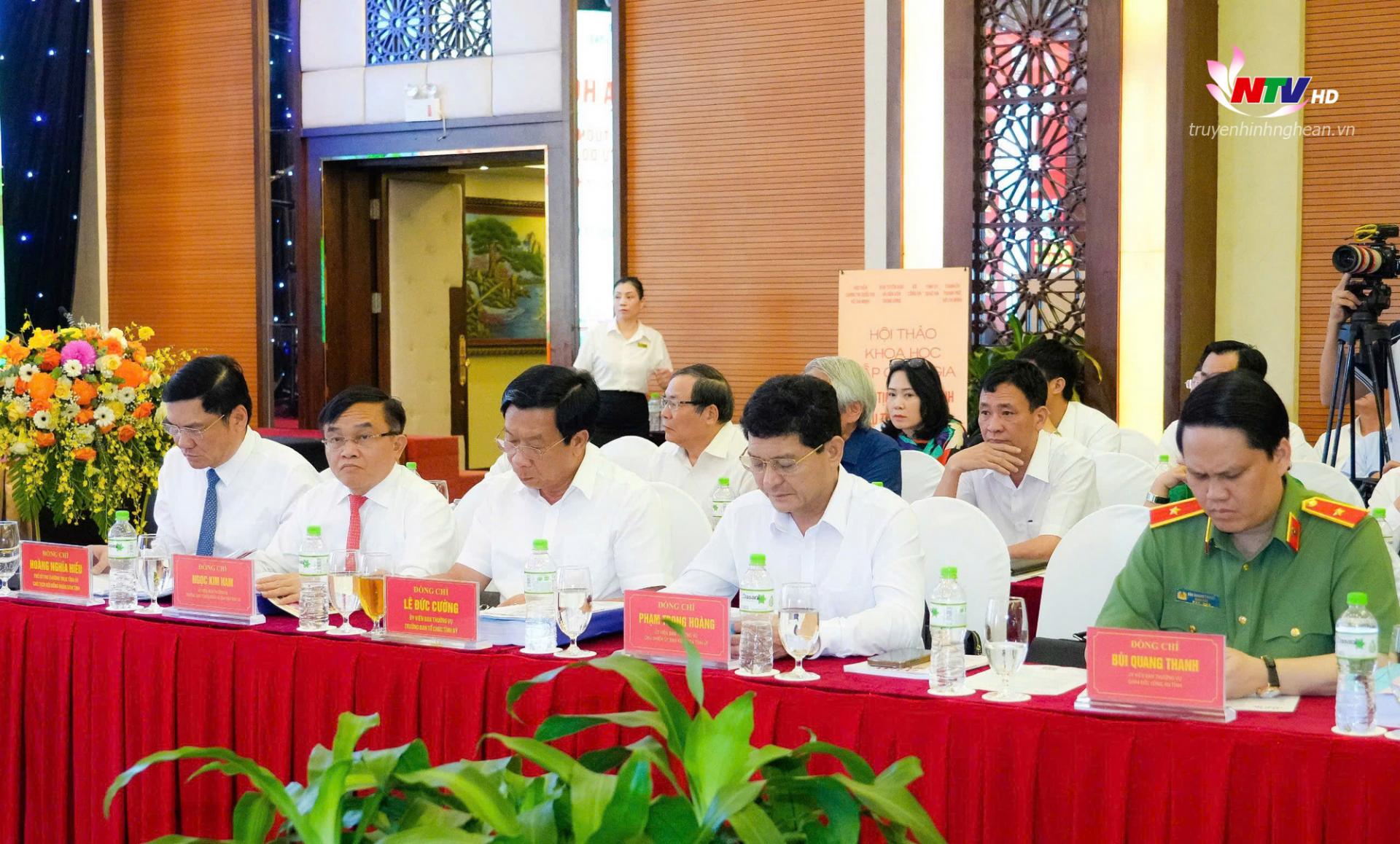 Các đại biểu tỉnh PG88 go Bắn cá tham dự hội thảo.