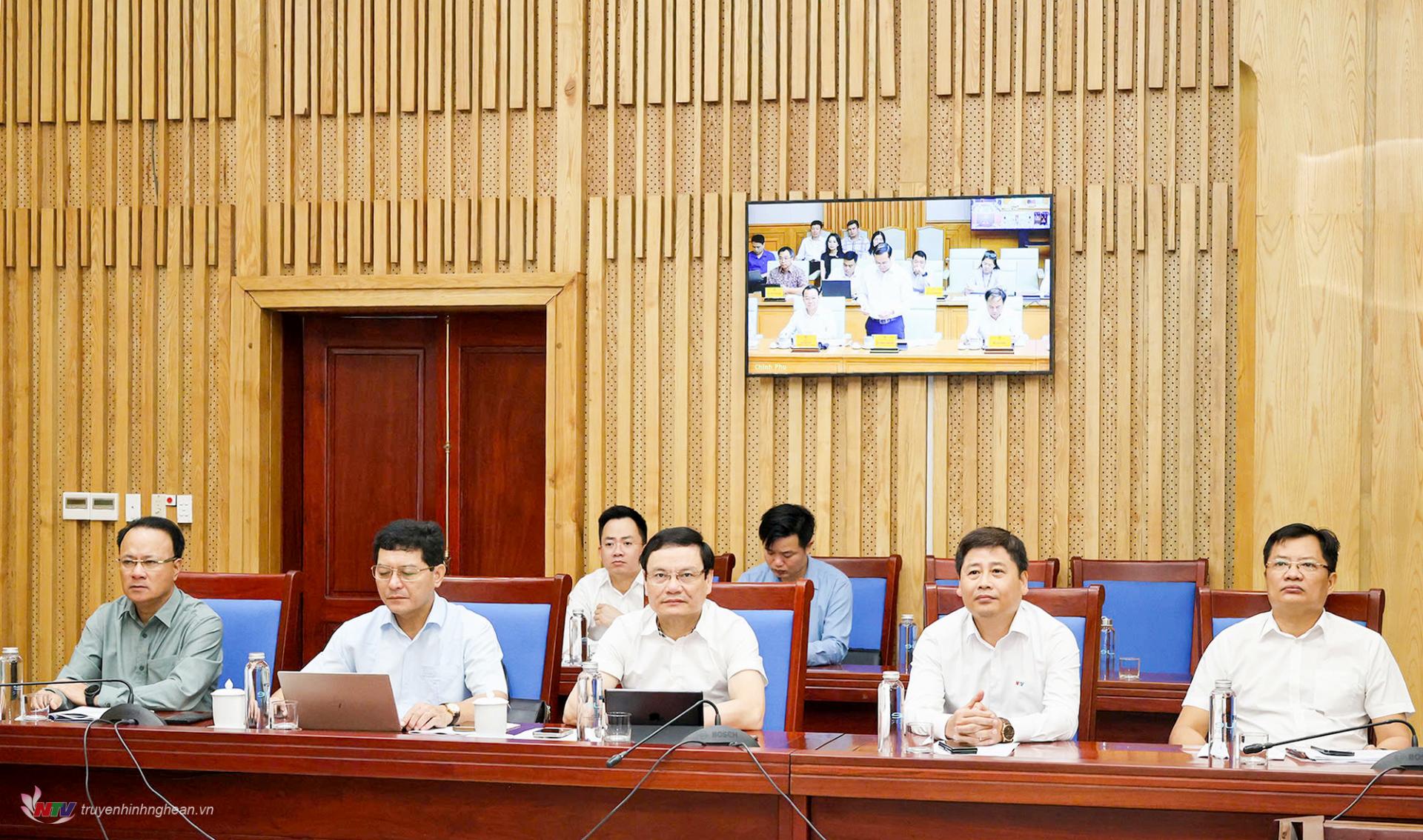 Thường trực HĐND tỉnh, lãnh đạo các Sở, ban ngành dự hội nghị tại điểm cầu PG88 go Bắn cá.
