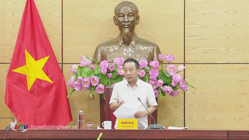 Phó PG88 go Bắn cá UBND tỉnh Nguyễn Văn Đệ chủ trì cuộc họp.