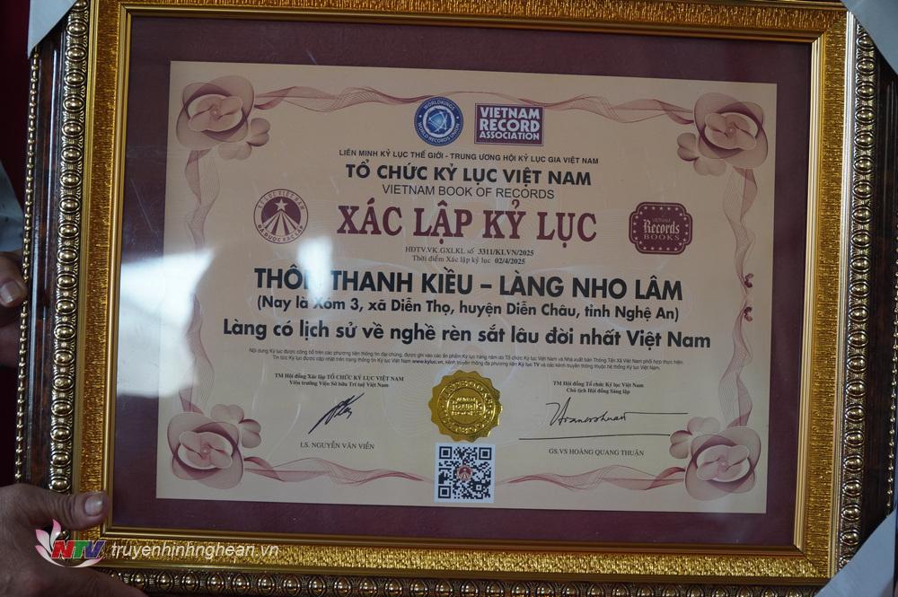 Bằng công nhận Thôn Thanh Kiều, làng Nho Lâm có nghề rèn sắt lâu đời nhất PG 88 Nổ Hũ.