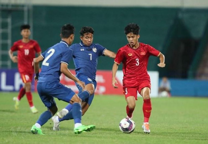 Hàng thủ thi đấu chắc chắn giúp U17 PG 88 Nổ Hũ toàn thắng và không thủng lưới lần nào ở vòng loại. 