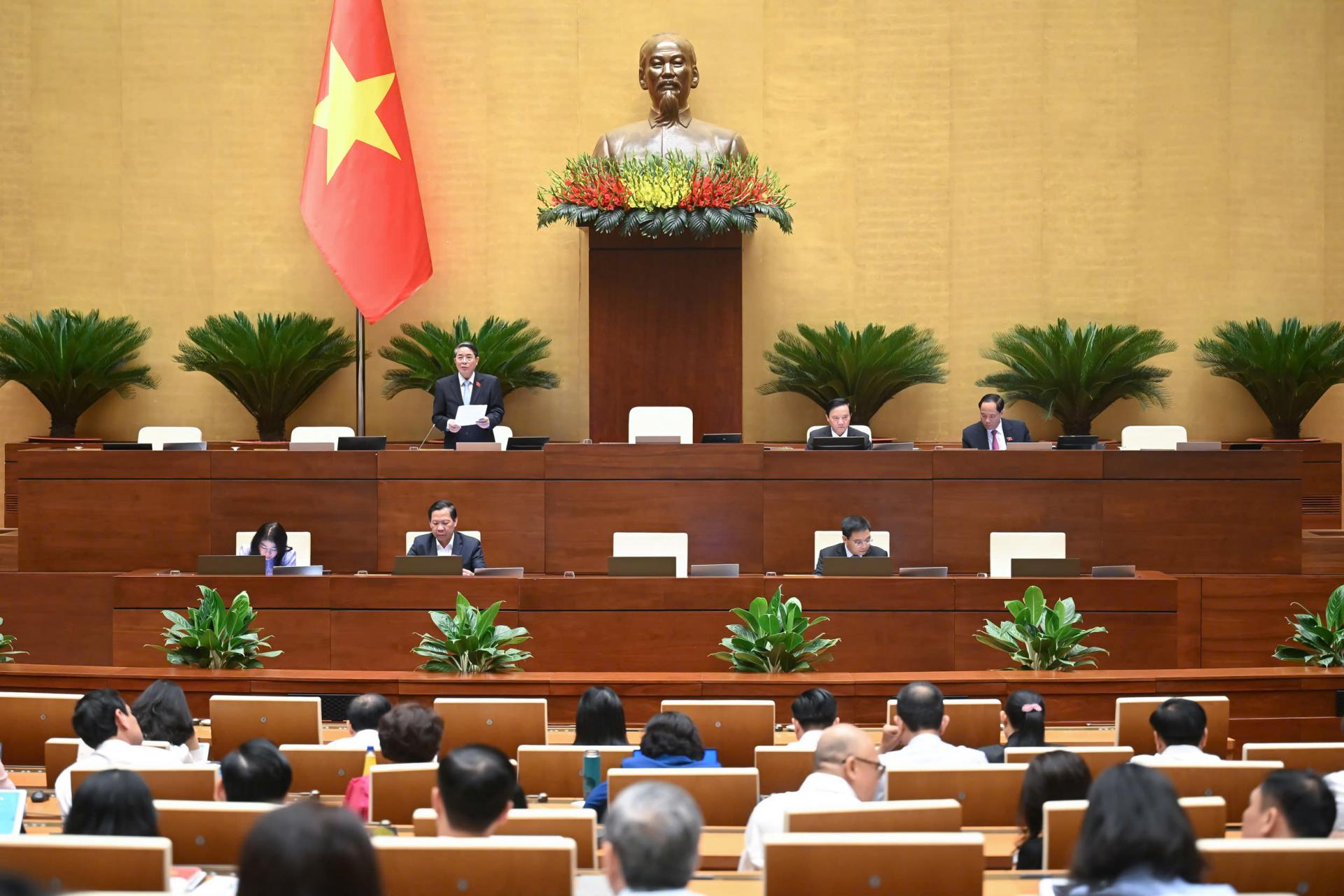 Quang cảnh phiên làm việc sáng 13/6 tại Hội trường Diên Hồng, Nhà Quốc hội.