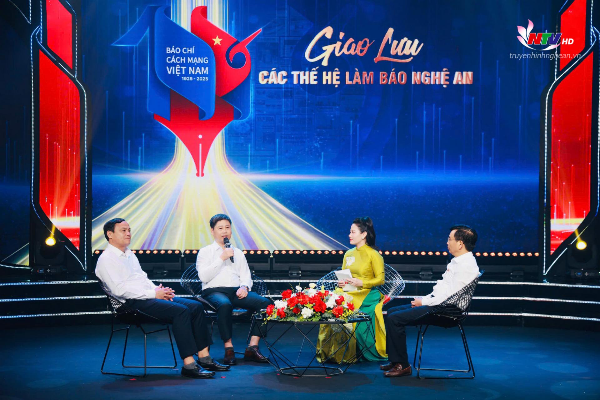 ác đồng chí: Phạm Ngọc Cảnh – Phó Trưởng ban Tuyên giáo và Dân vận Tỉnh ủy; Nguyễn Bá Hảo – Phó Giám đốc Sở Văn hóa - PG88 go Xócđĩa và PG 88 Bóng Đá và nhà báo Trần Minh Ngọc - PG88 go Bắn cá Hội Nhà báo tỉnh, Giám đốc Đài PT-TH PG88 go Bắn cá trao đổi về định hướng phát triển báo chí trong thời chuyển đổi số.