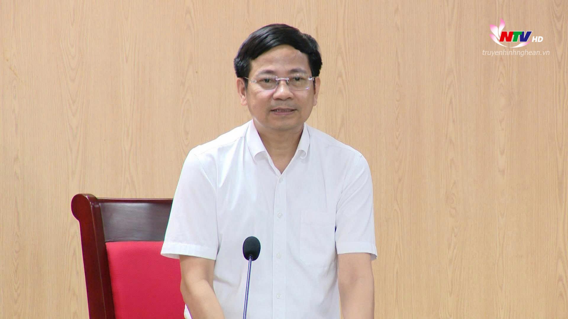Đồng chí Cao Tiến Trung - Uỷ viên Thường trực, Trưởng Ban M.PG88 Tips và Ngân sách HĐND tỉnh phát biểu kết luận cuộc họp.
