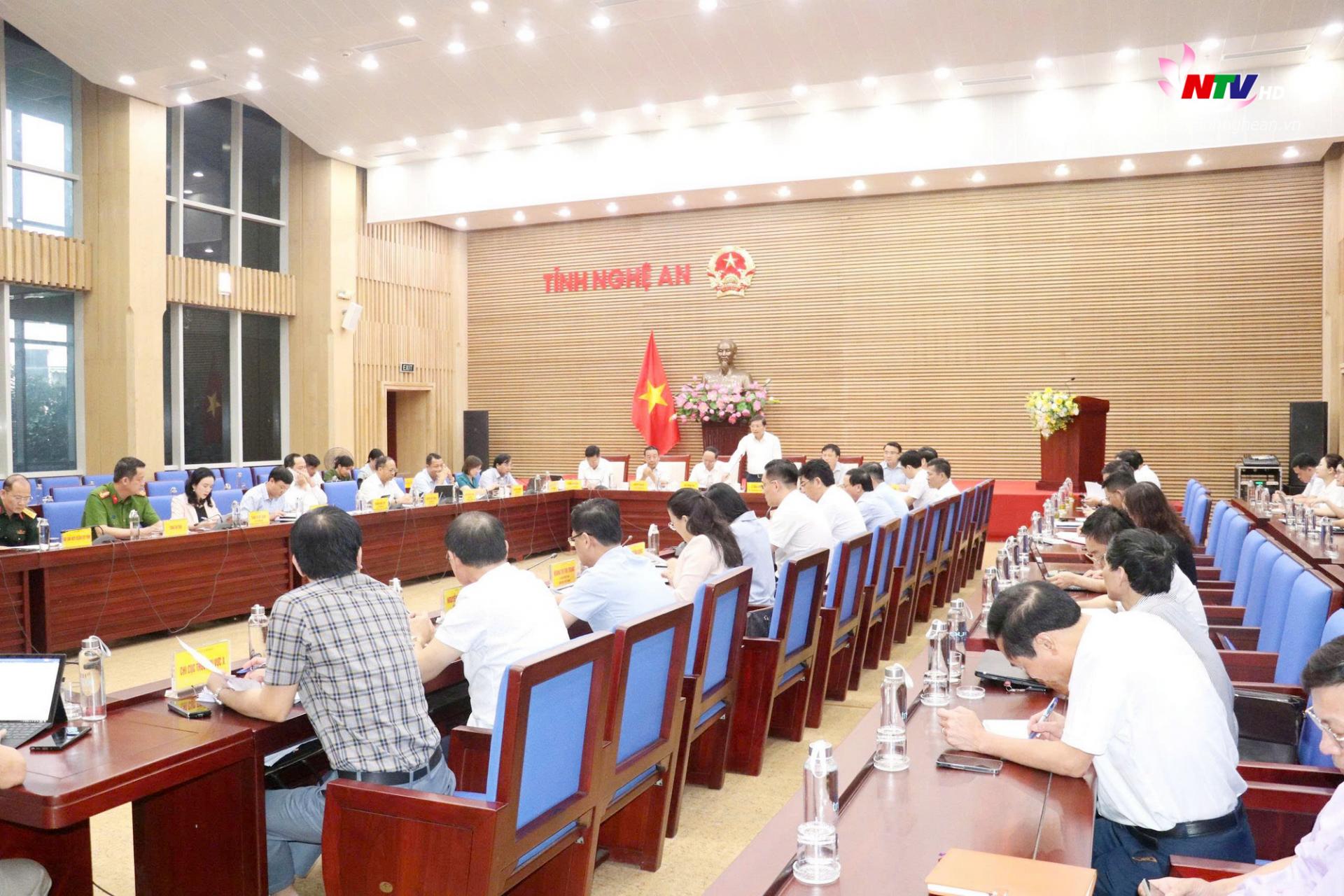 Toàn cảnh phiên họp.