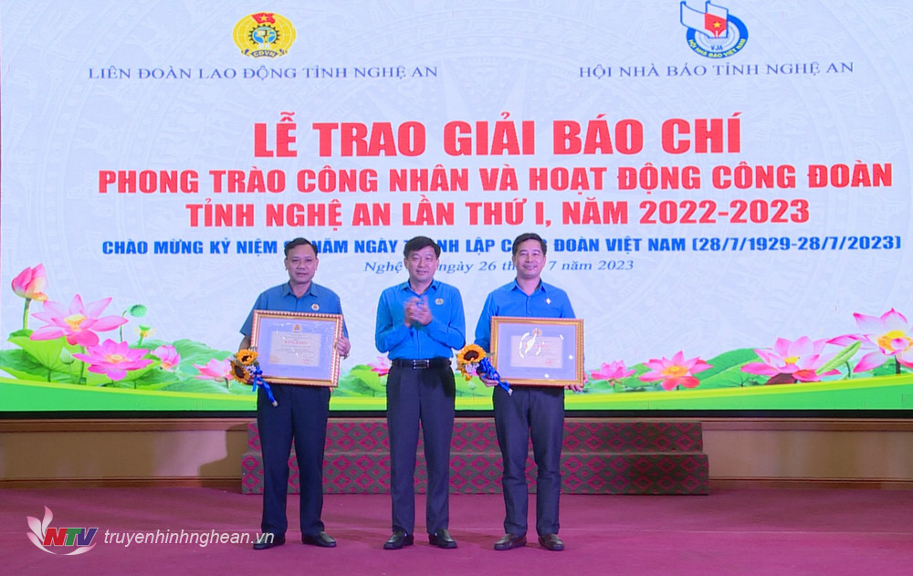 PG88 go Bắn cá Liên đoàn Lao động tỉnh Kha Văn Tám trao 