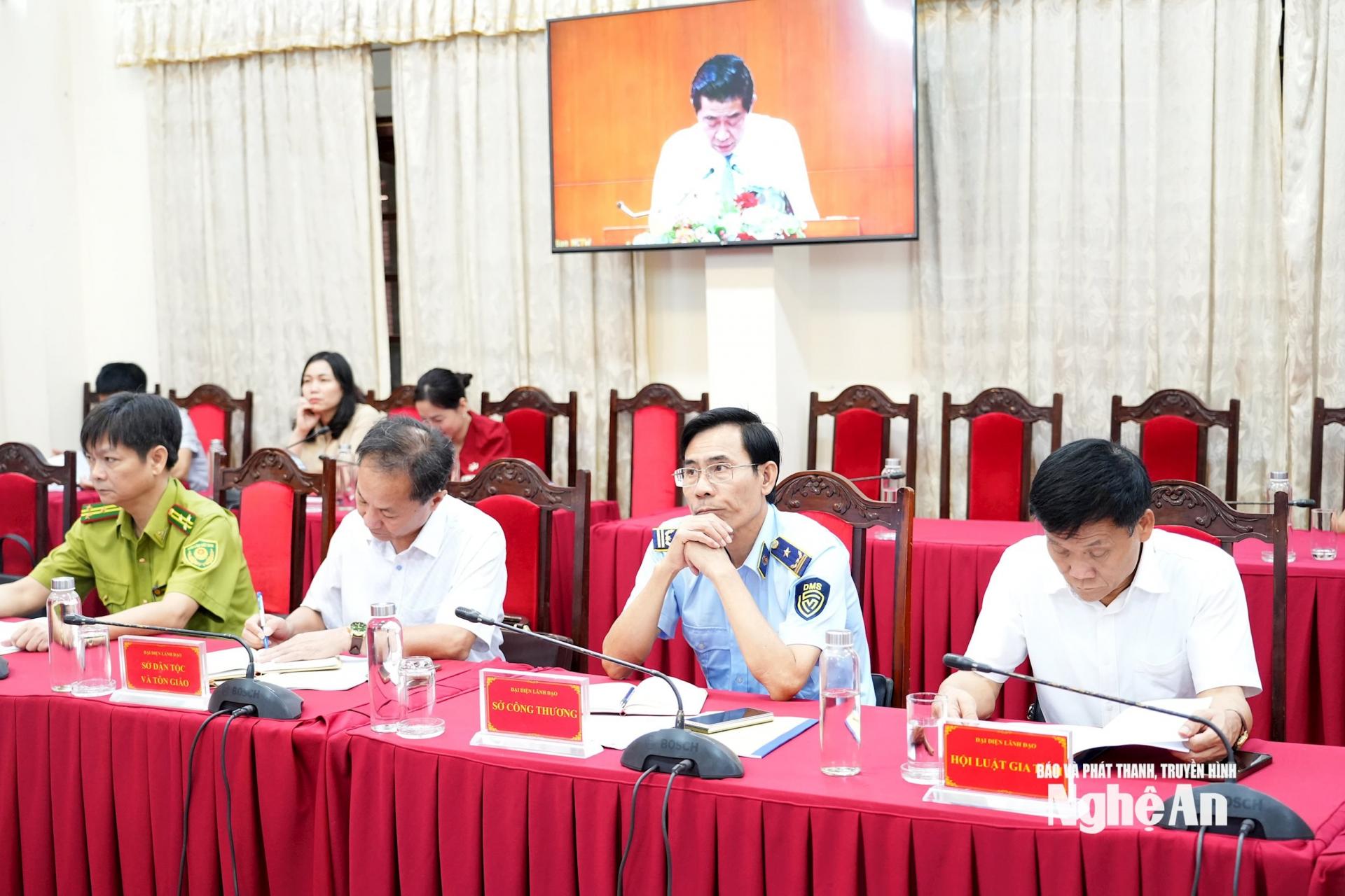 Các đại biểu dự hội nghị tại điểm cầu tỉnh PG88 go Bắn cá.