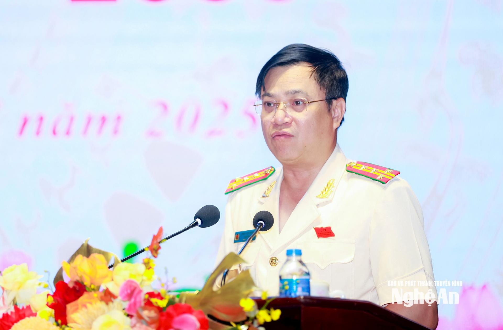 Đại tá Đinh Việt Dũng - Bí thư Đảng ủy, Giám đốc Công an tỉnh phát biểu Xổ Số PG 88 đại hội. 