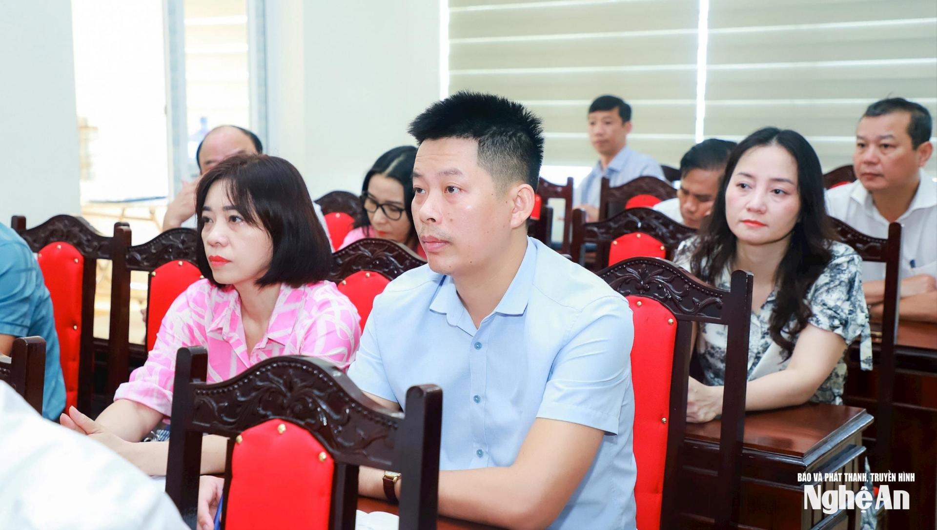 Các đại biểu tham dự Hội nghị.