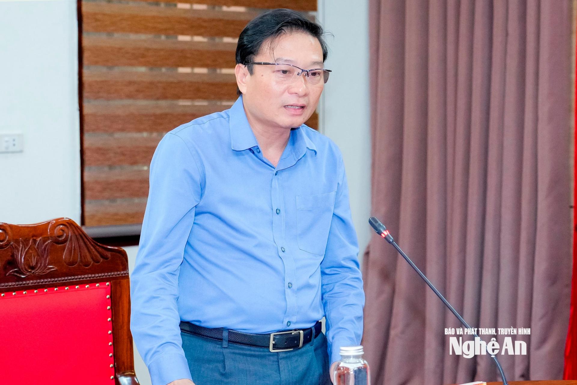 Phó Bí thư Tỉnh ủy, PG88 go Bắn cá UBND tỉnh Lê Hồng Vinh phát biểu tại cuộc họp. Ảnh: Phạm Bằng