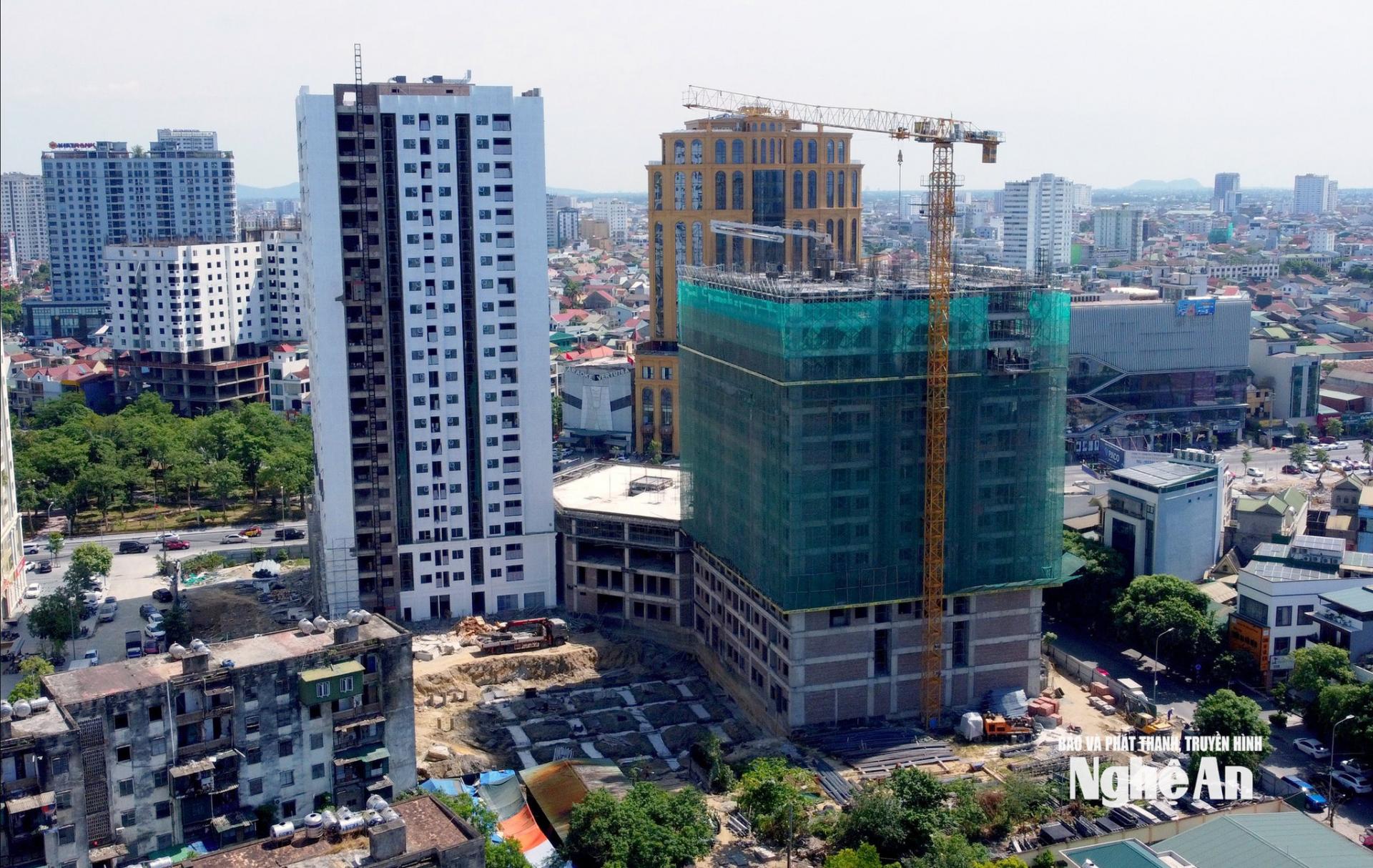 2 toà tái định cư CT3A và CT3B đang được xây dựng. Ảnh: Q.A